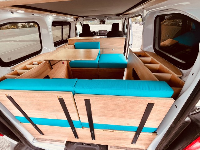 Camperización Peugeot Expert Dutch Style
